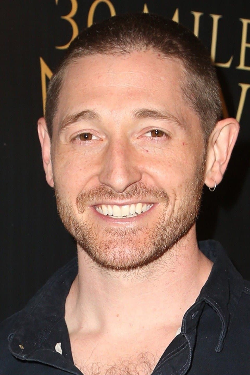Lucas Neff Profile Photo