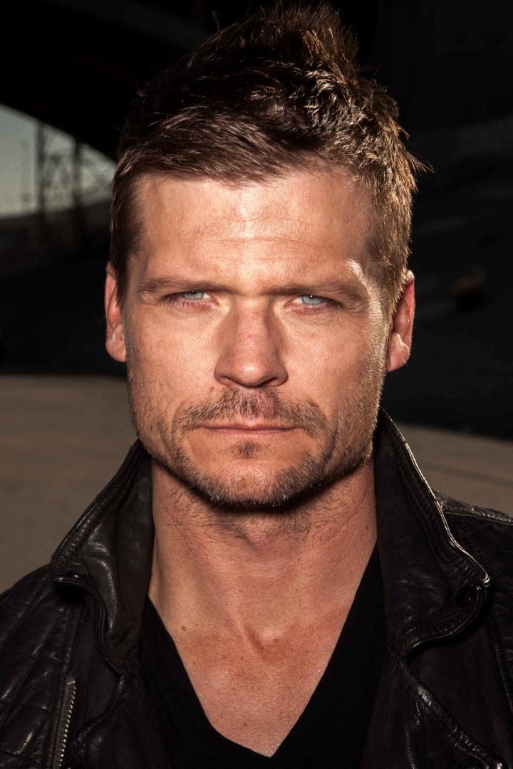 Bailey Chase Profile Photo