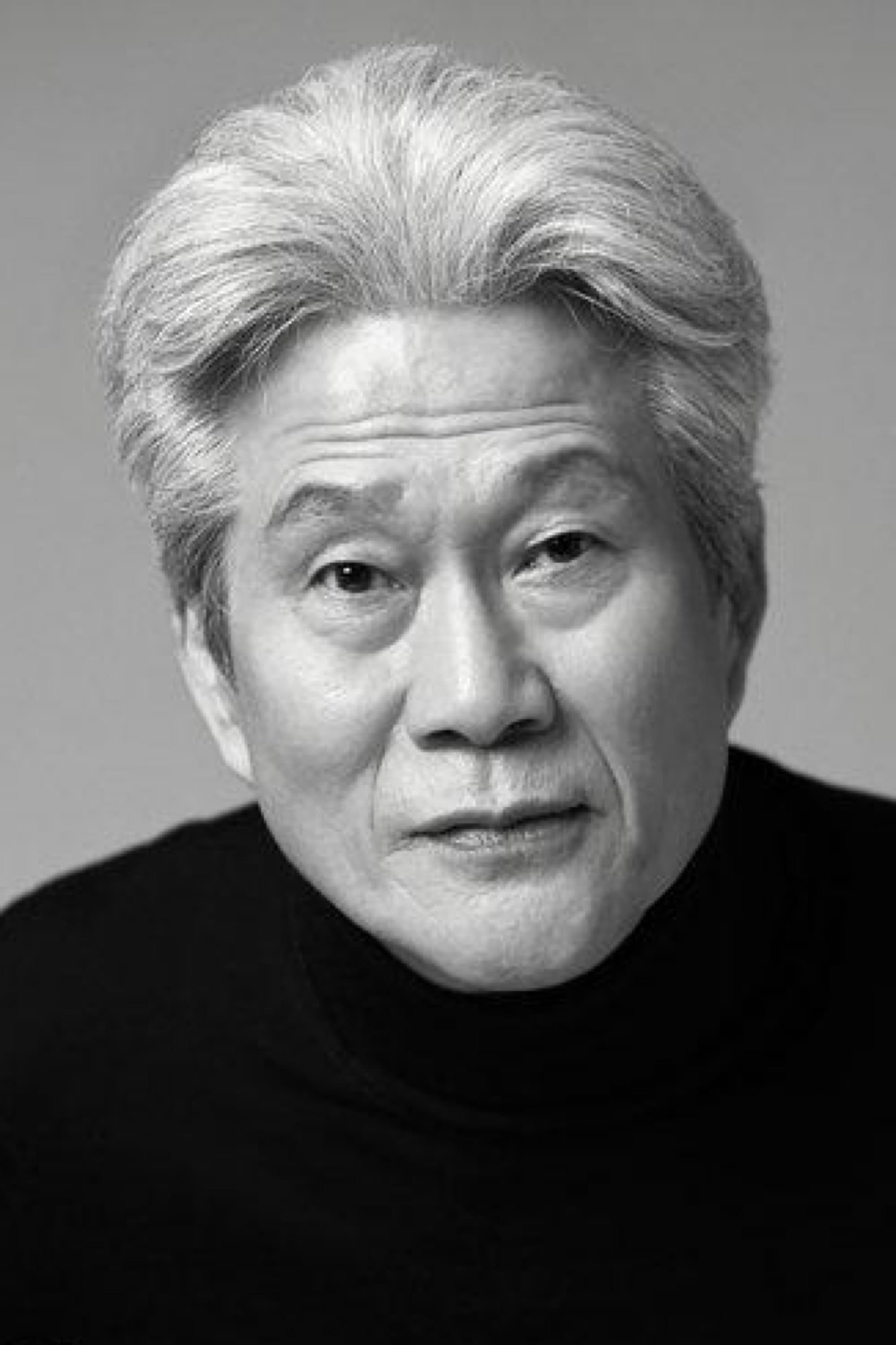 Lee Do-gyeong Profile Photo