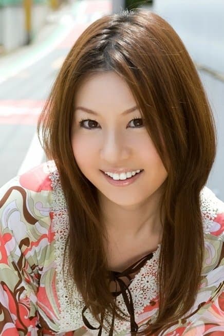 Yui Tatsumi Profile Photo