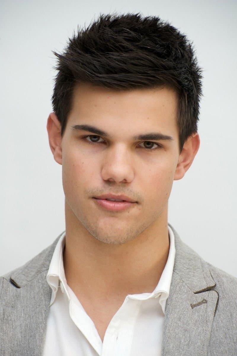 Taylor Lautner Profile Photo