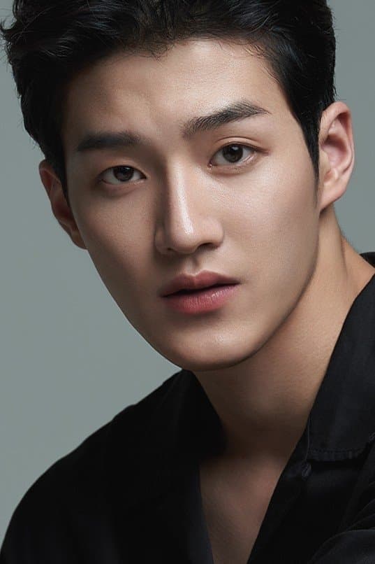 Jin Geon-woo Profile Photo