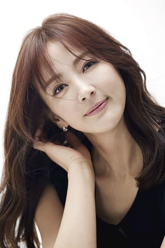 Yoon Hae-young Profile Photo