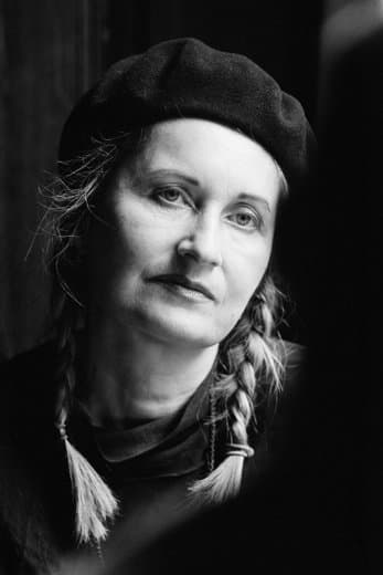 Elfriede Jelinek Profile Photo