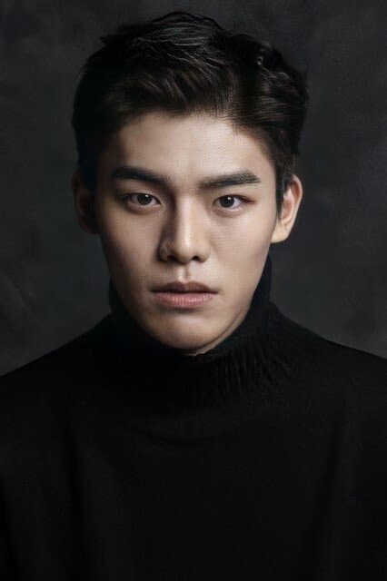Kim Tae-jung Profile Photo