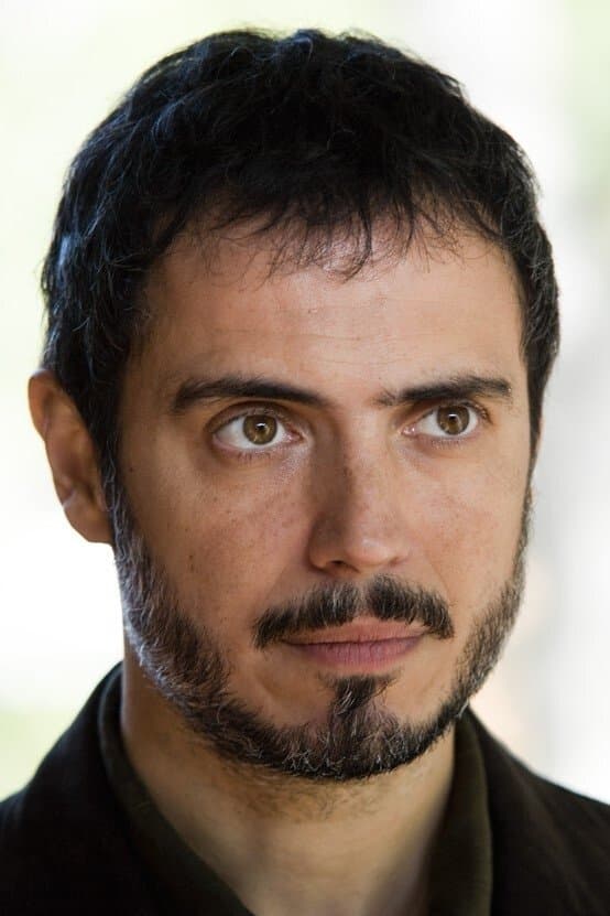 Julio Manrique Profile Photo