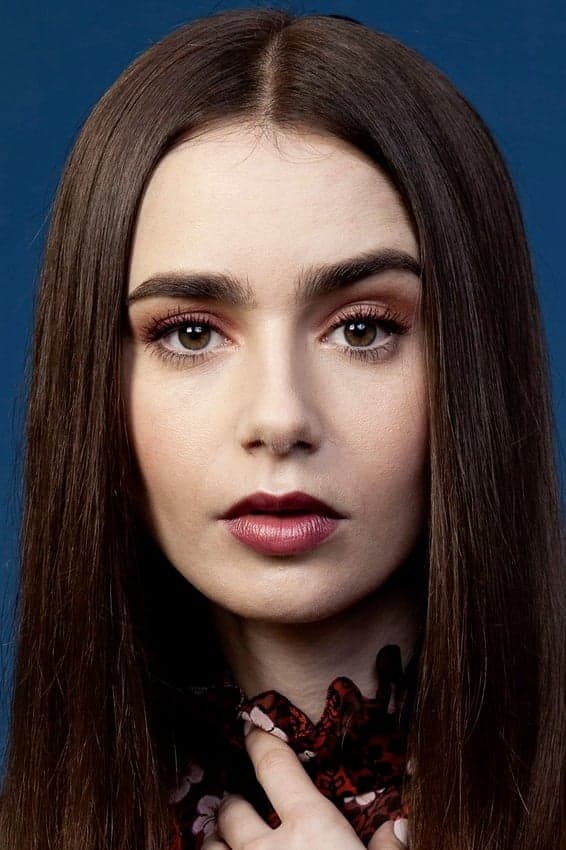 Lily Collins Profile Photo