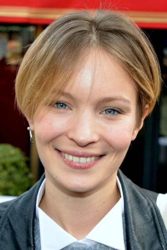 Diane Rouxel Profile Photo