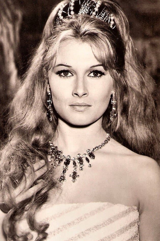 Valérie Lagrange Profile Photo