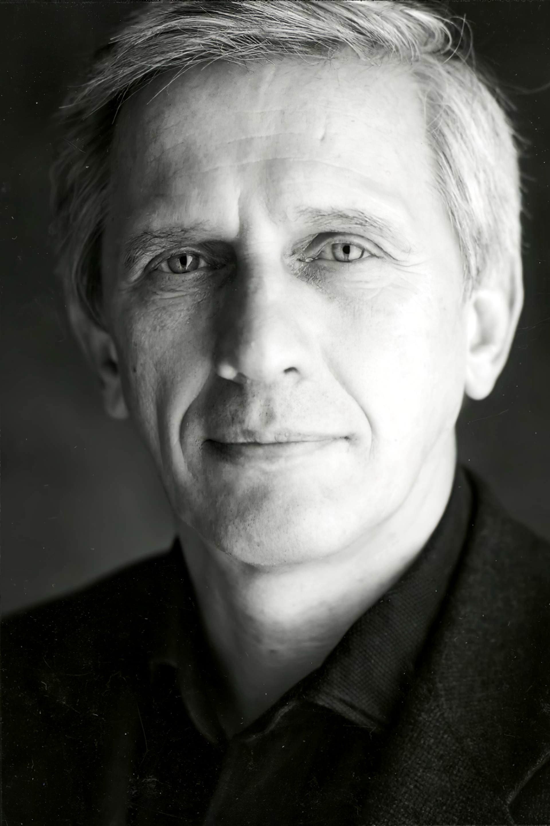 Jan Englert Profile Photo