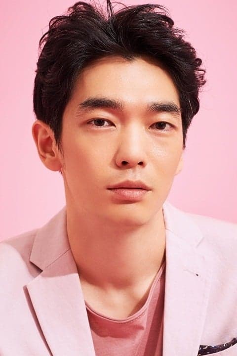 Baek Soo-jang Profile Photo