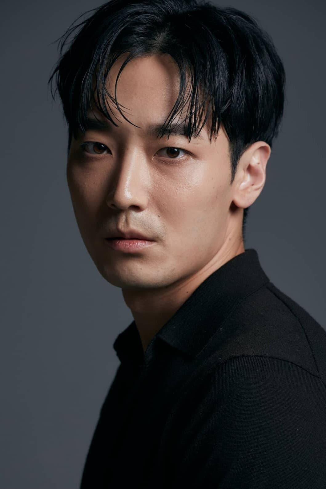 Yoo Byung-hoon Profile Photo