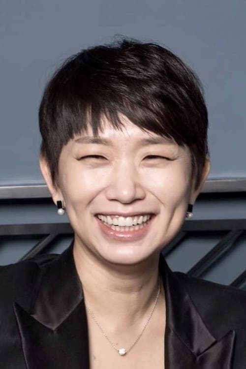 Jang Yoo-jung Profile Photo