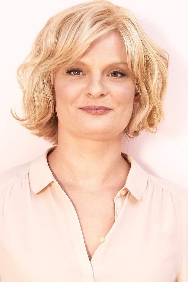 Martha Plimpton Profile Photo