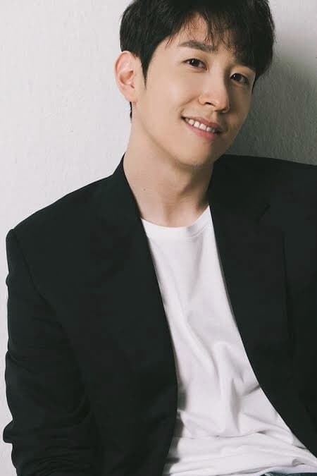 Ahn Tae-hwan Profile Photo