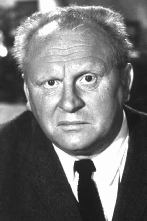 Gert Fröbe Profile Photo