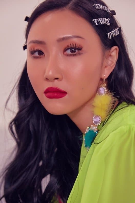 Hwasa Profile Photo