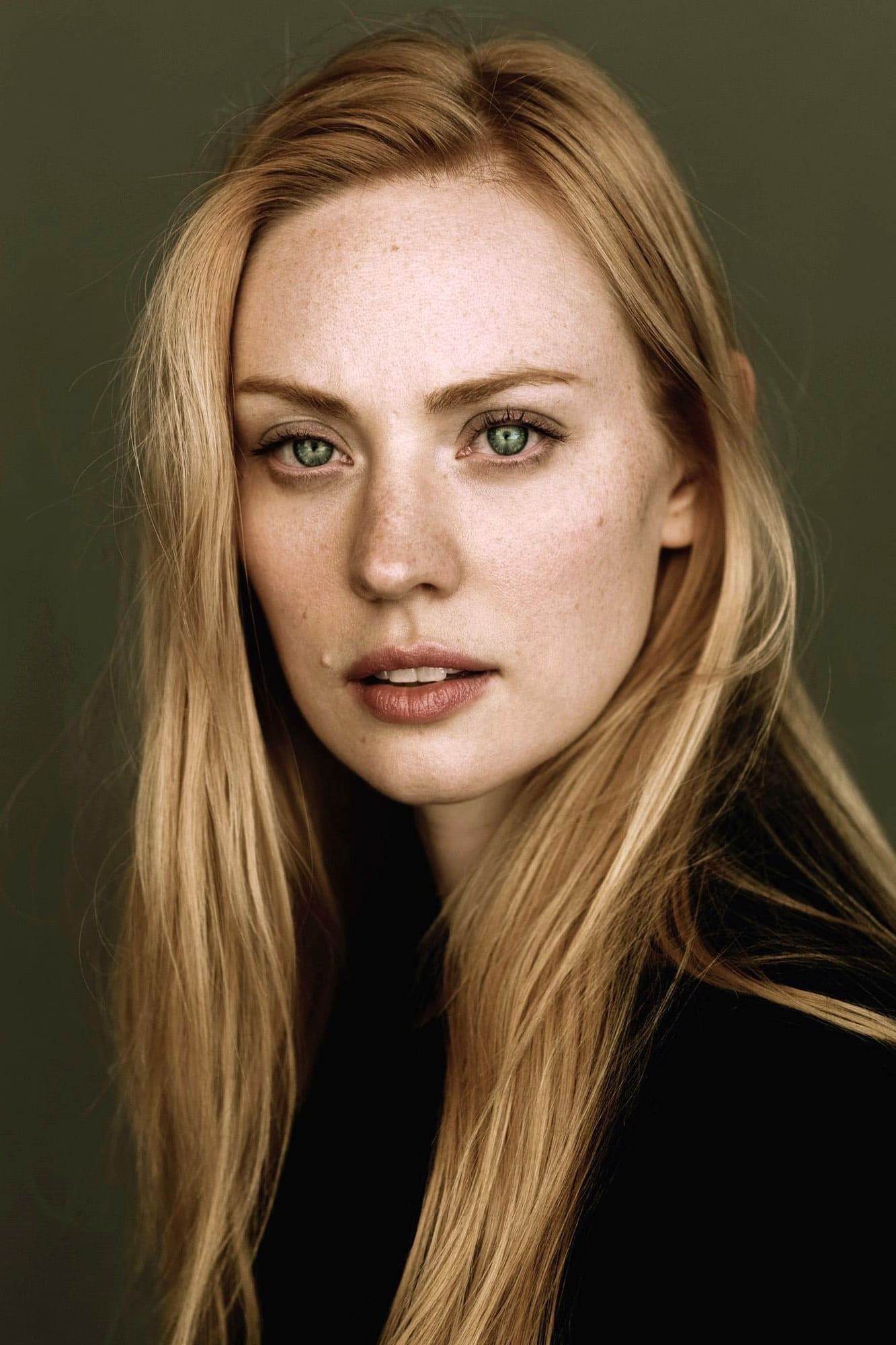 Deborah Ann Woll Profile Photo