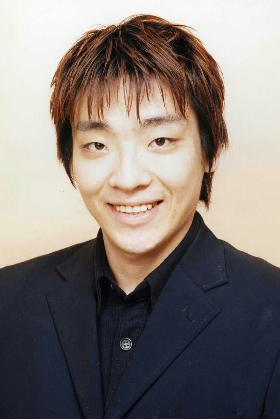 Hiroshi Shirokuma Profile Photo
