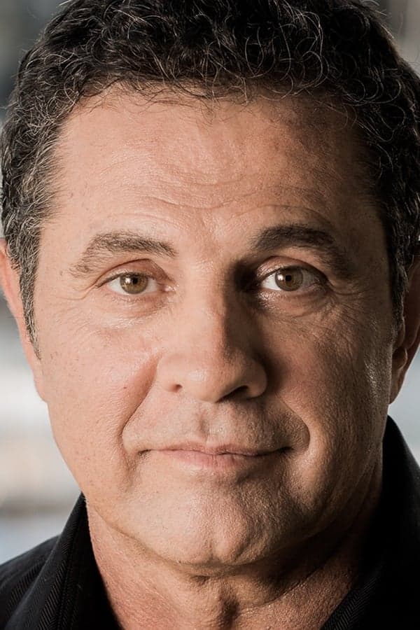 Dimitri Logothetis Profile Photo