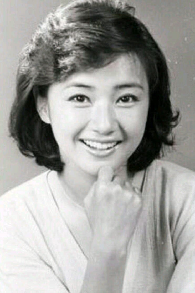 Jeong Yun-hui Profile Photo