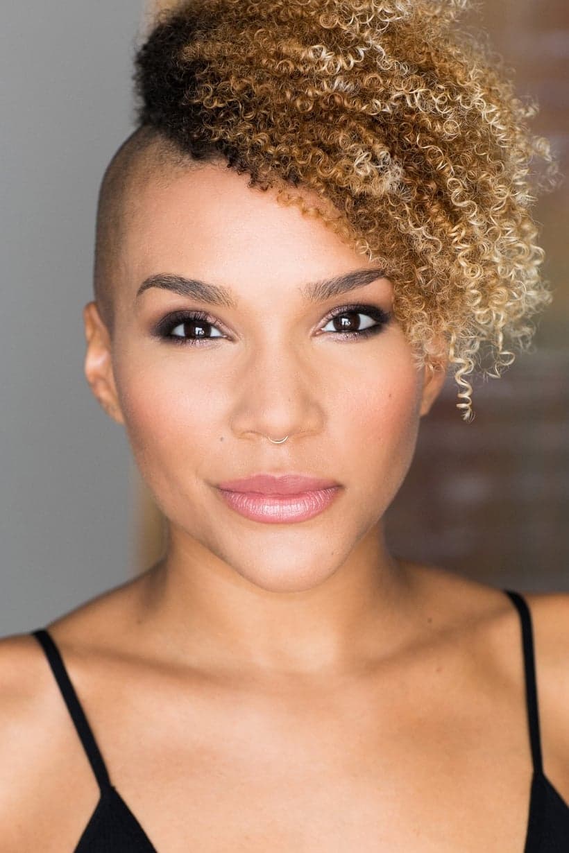 Emmy Raver-Lampman Profile Photo