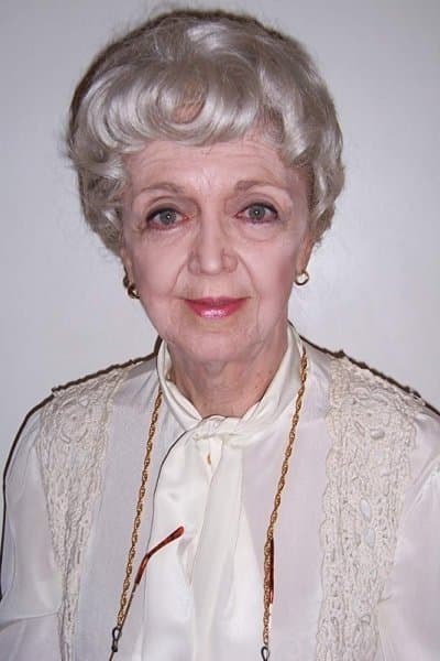 Dionne Houle Profile Photo
