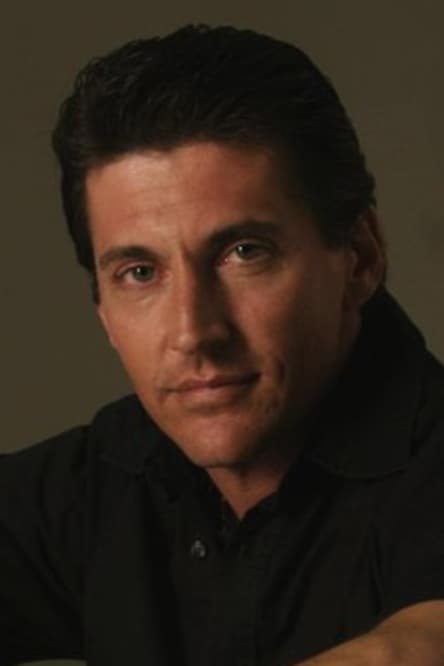 Loren Avedon Profile Photo