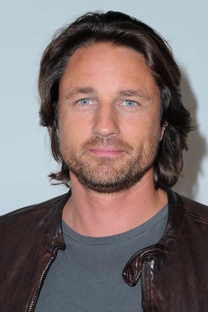 Martin Henderson Profile Photo