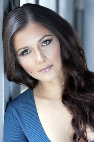 Nana Gouvea Profile Photo