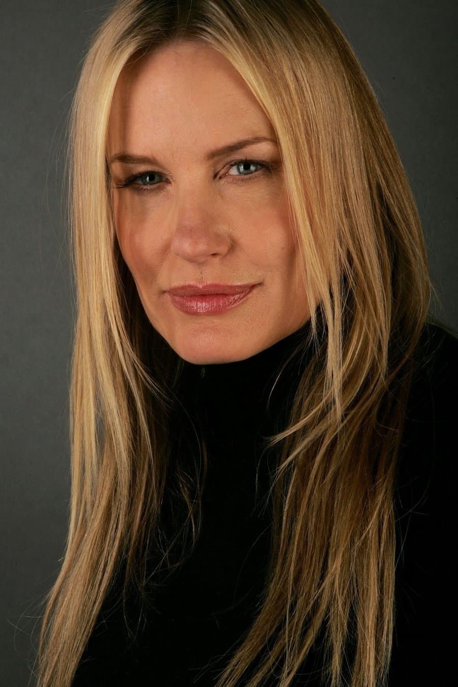 Daryl Hannah Profile Photo