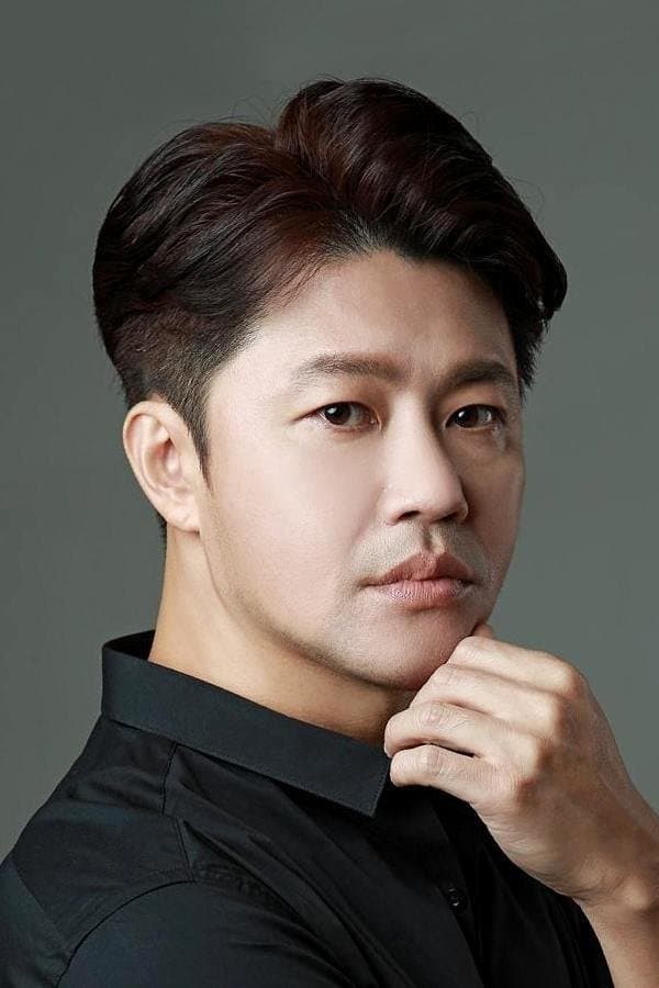 Song Boo-Gun Profile Photo