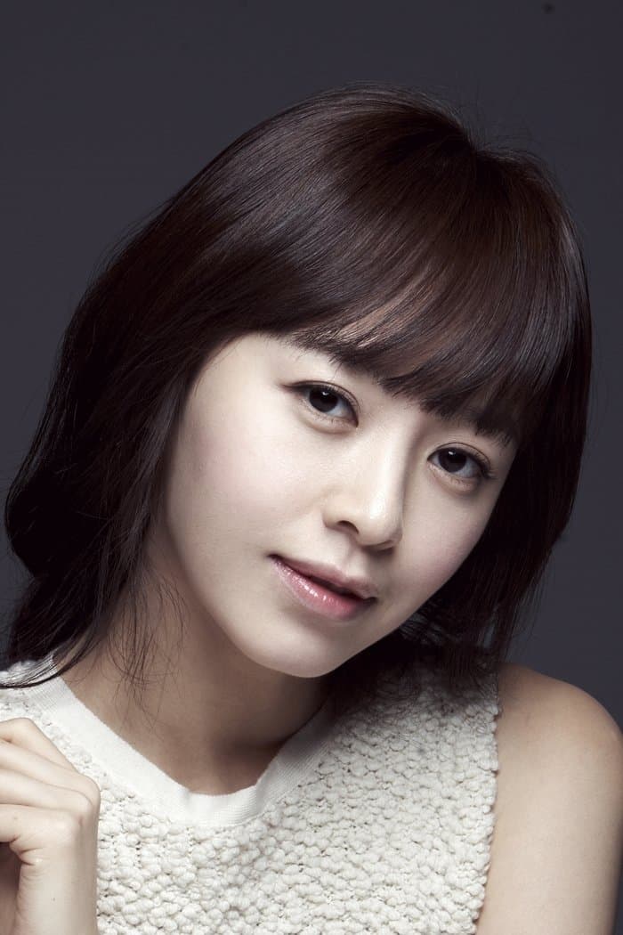 Kang Sung-yeon Profile Photo