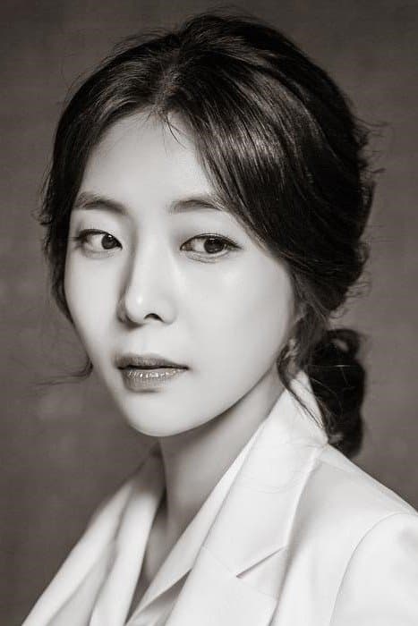 Shin Yu-ju Profile Photo