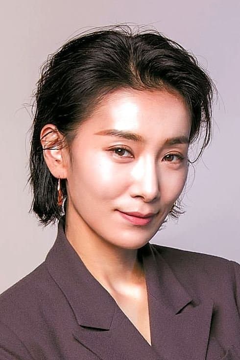 Kim Seo-hyung Profile Photo