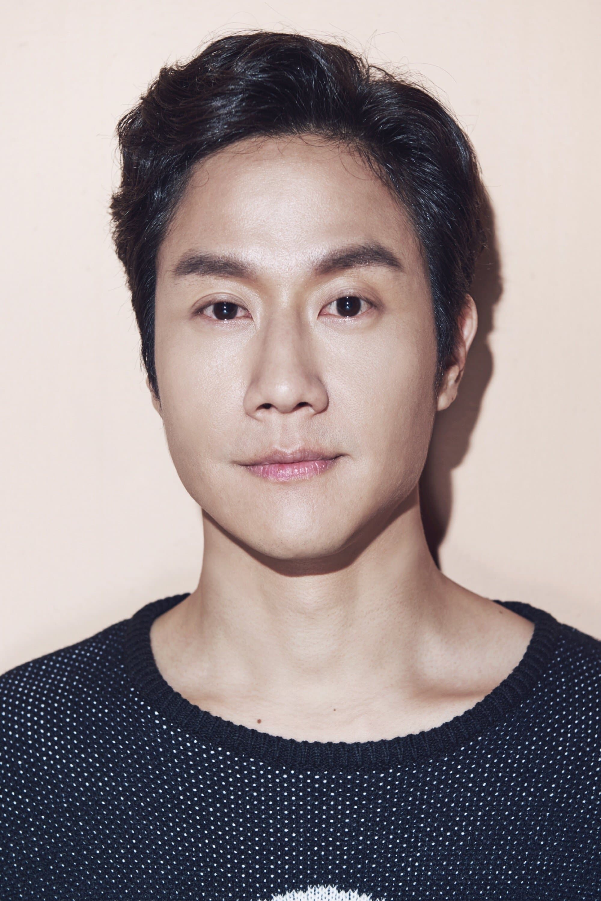 Jung Woo Profile Photo