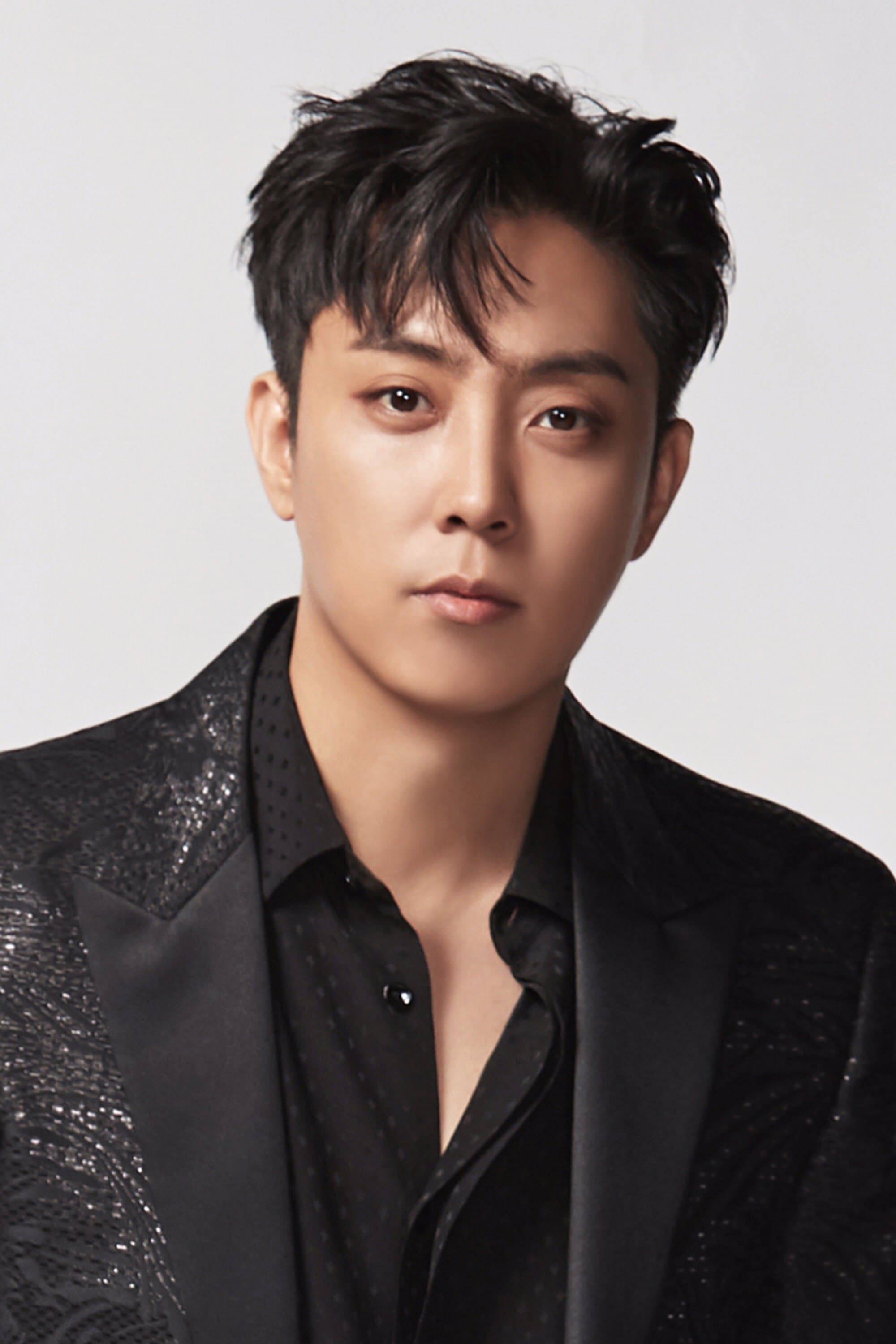 Eun Ji-won Profile Photo
