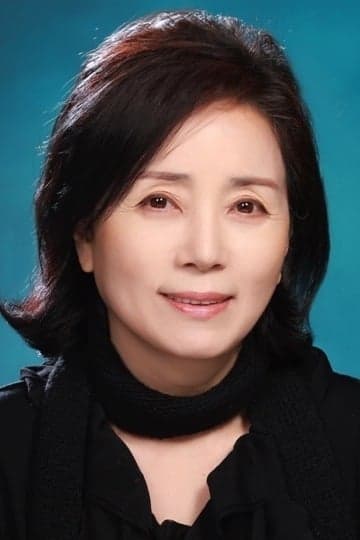 Kim Min-kyung Profile Photo