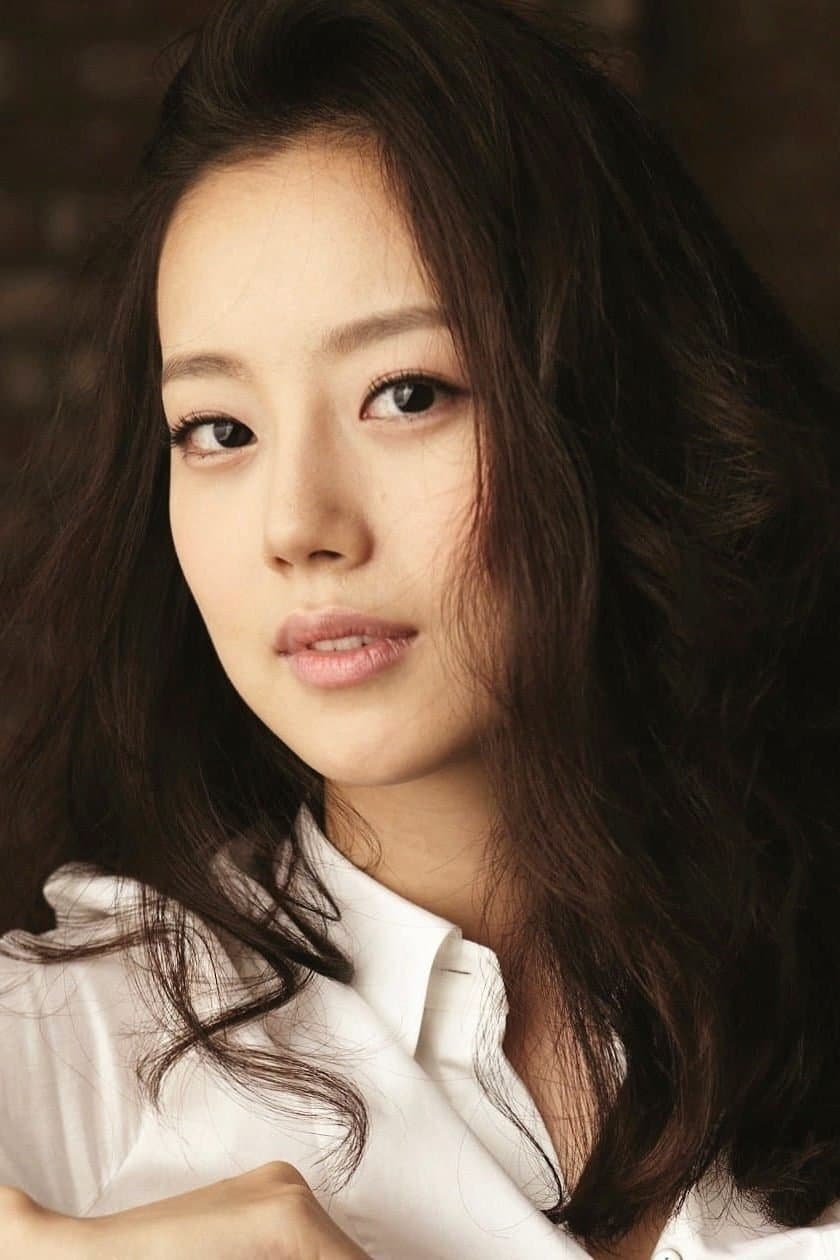 Moon Chae-won Profile Photo