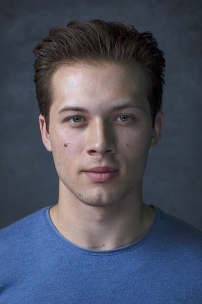 Leo Howard Profile Photo