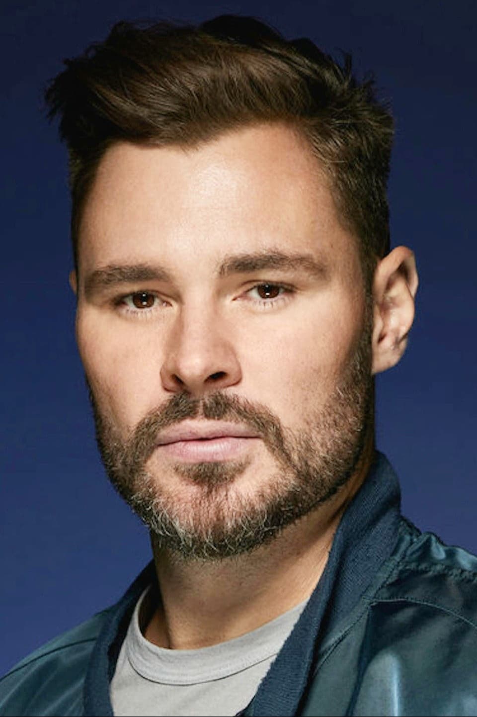 Patrick John Flueger Profile Photo