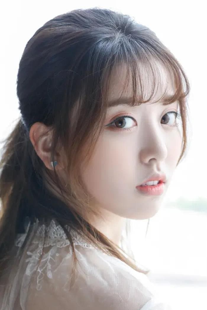 Liu Renyu Profile Photo