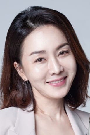 Kim Jung-nan Profile Photo
