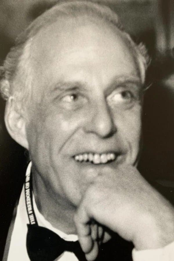 Robert Asher Profile Photo