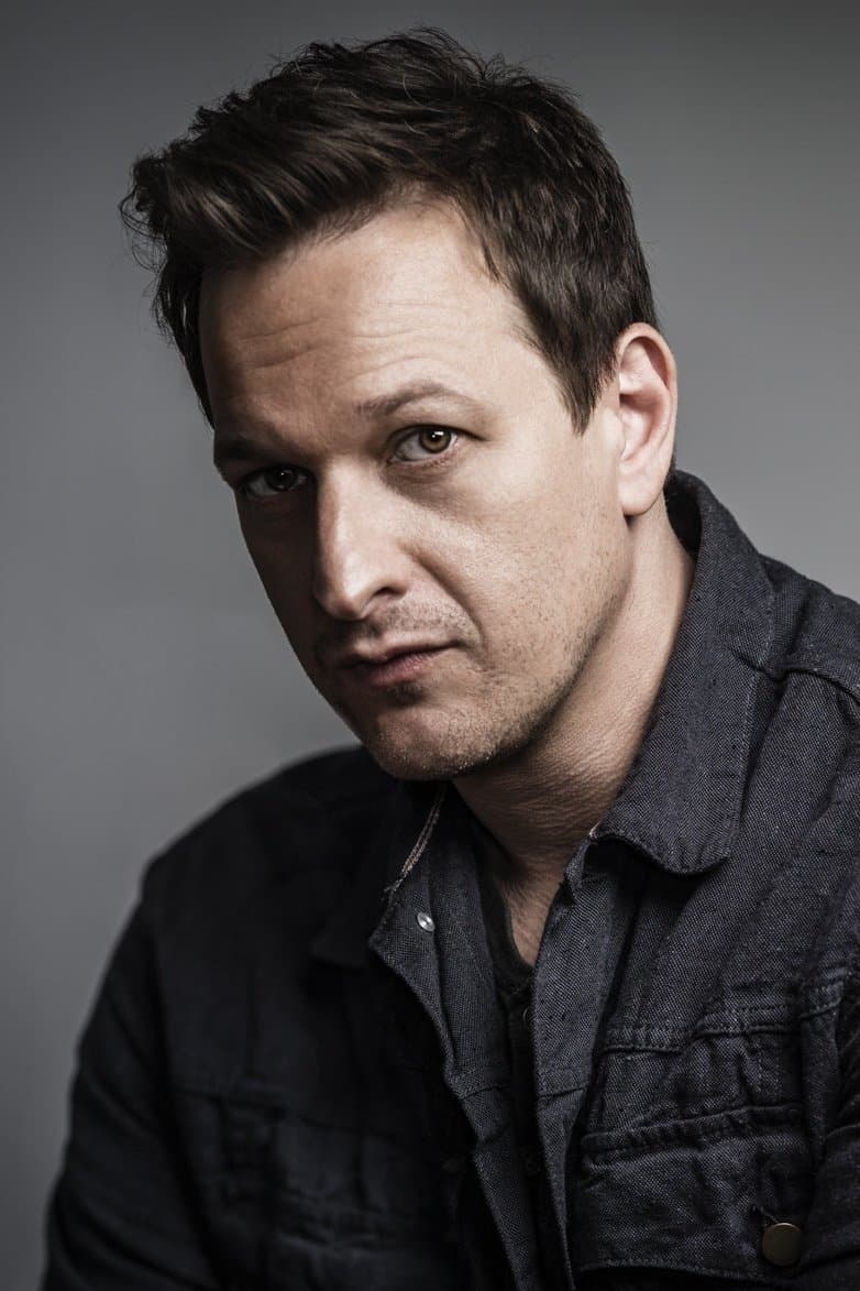 Josh Charles Profile Photo