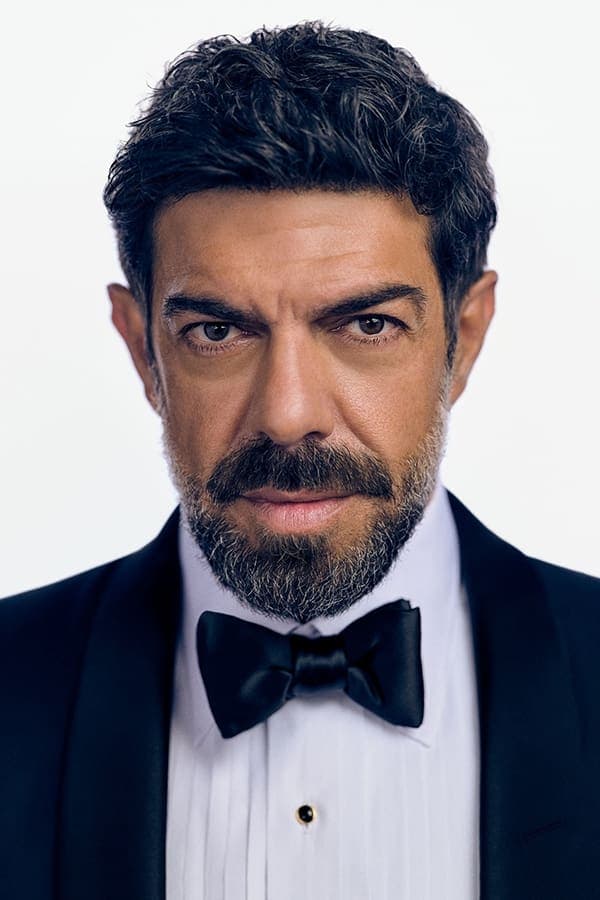 Pierfrancesco Favino Profile Photo