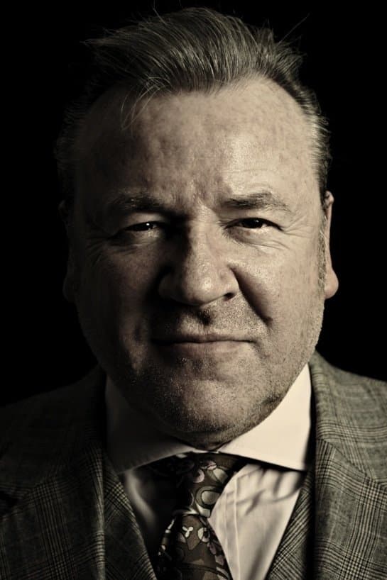 Ray Winstone Profile Photo