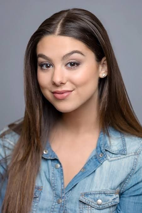 Kira Kosarin Profile Photo