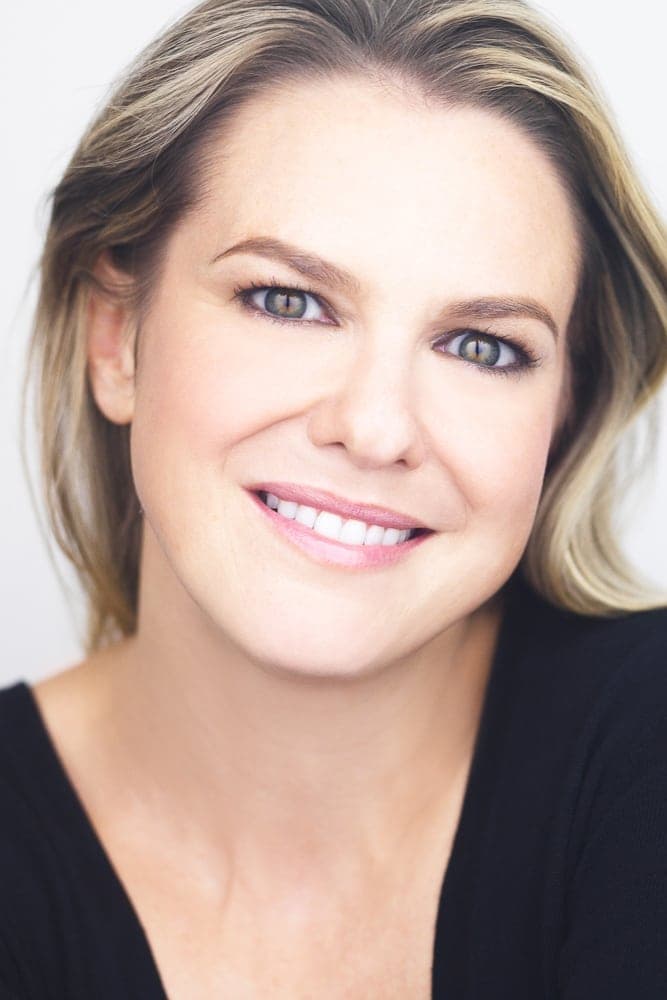 Larisa Oleynik Profile Photo