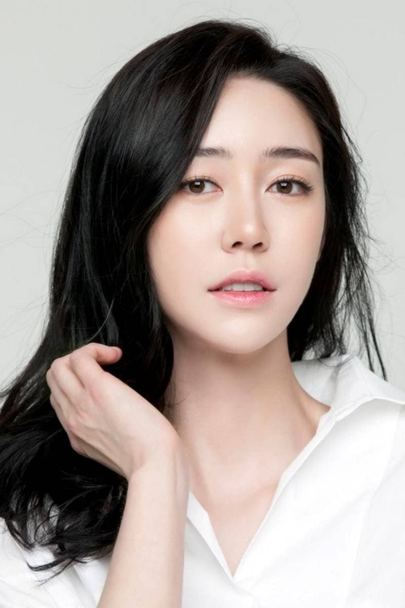 Lee So-jung Profile Photo